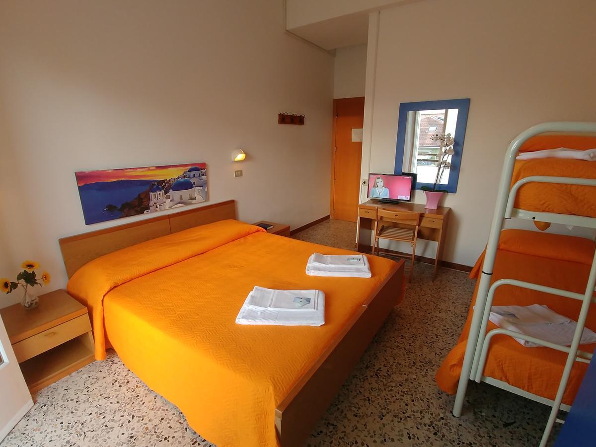 Hotel Marilena Viserbella di Rimini Exterior photo
